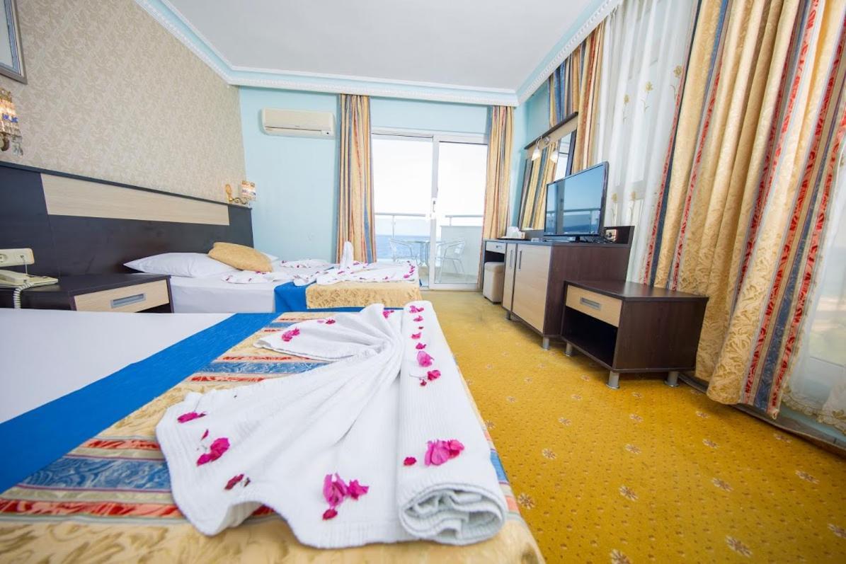 First Class Hotel Alanya Exterior photo